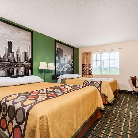 Super 8 By Wyndham Mt. Carmel Il Hotel Mount Carmel Bagian luar foto