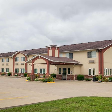 Super 8 By Wyndham Mt. Carmel Il Hotel Mount Carmel Bagian luar foto